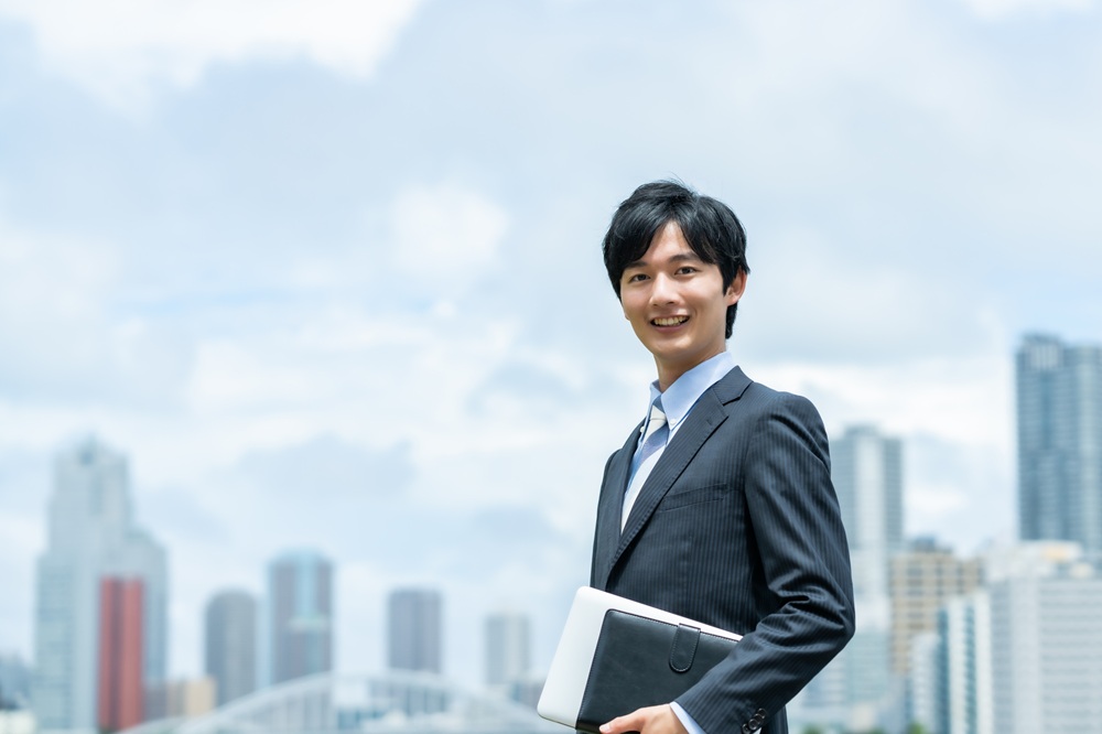 第二新卒の転職が厳しいのは本当？転職活動の実態や転職のポイントを解説
