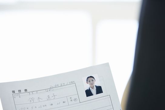 客観的な視点で！　履歴書を添削してもらうメリットと方法