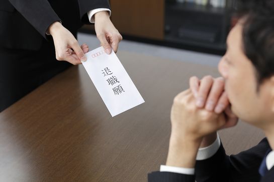 退職願と退職届の違いとは？　書き方のマナーもチェックしておこう