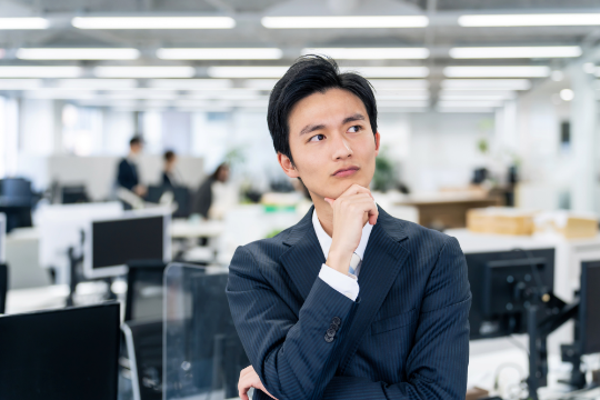 現職に残るべきか・転職すべきか　判断軸を解説！！