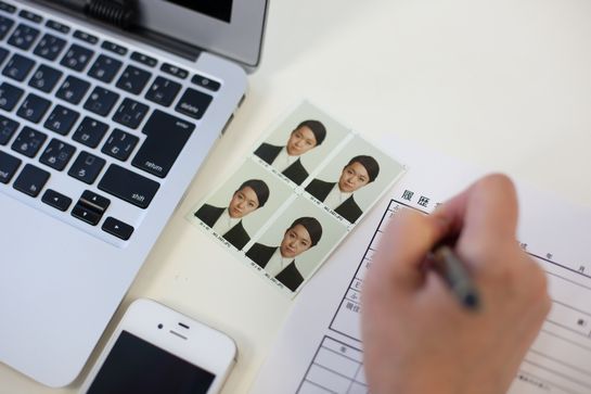 履歴書の印象をアップさせる“写真の撮り方のポイント”を知ろう！