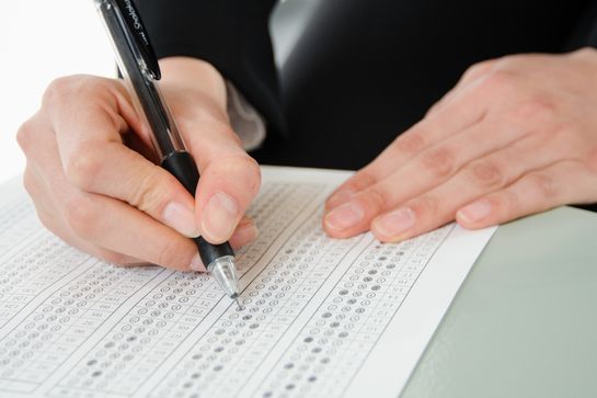 転職のときにも筆記試験がある？その内容や対策法